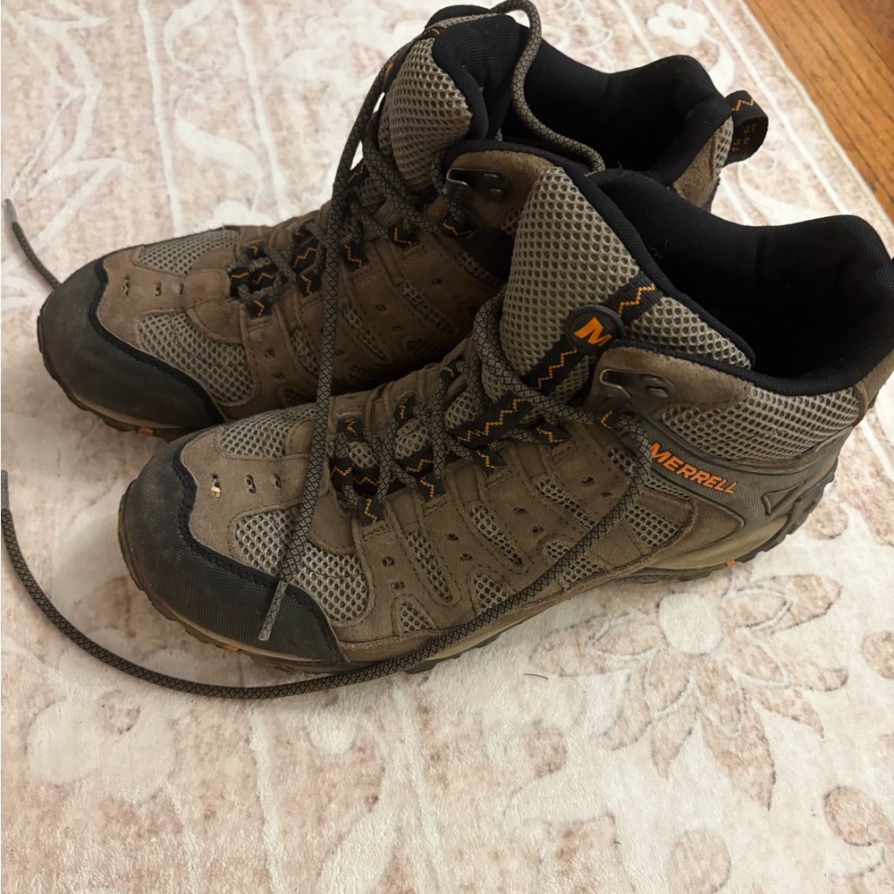 Merrell Brown and Black Athletic Hiking Boots Size 8 Waterproof